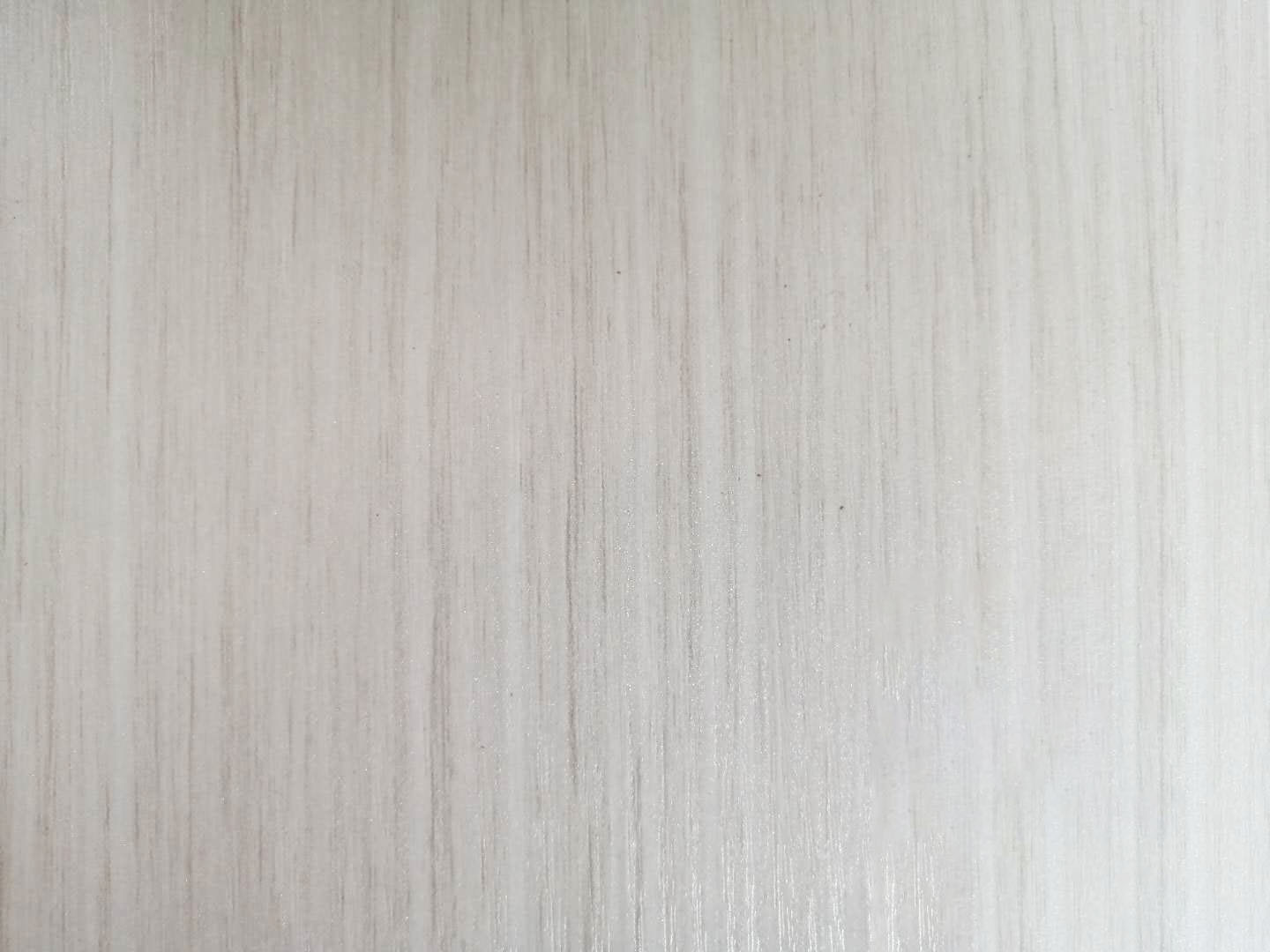 PAINT-FREE PLYWOOD